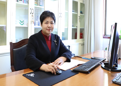 27年深耕遠東 | 薛鋒蕊：從一線女工到管理標桿，把“堅持”活成奮斗勛章